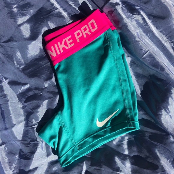 nike pro shorts junior